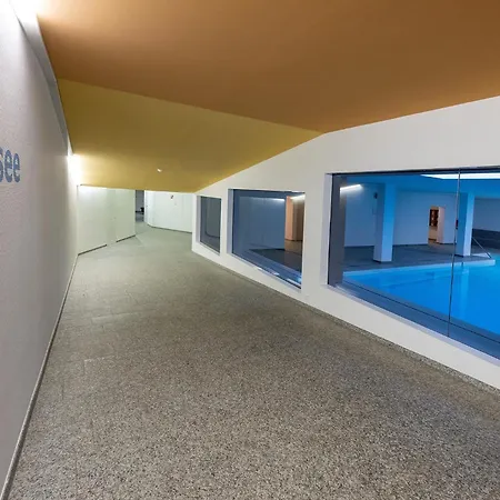 La Riva Mountain Apartment *